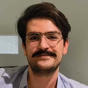 سید سورن اسلامبولی زاده